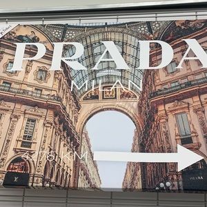 Meet your Posher, Lana